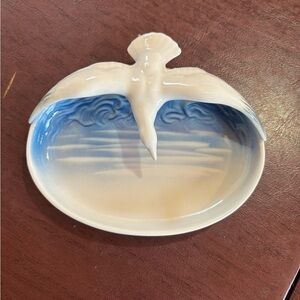 Kunstporzellan German preowned vintage collectible porcelain dish